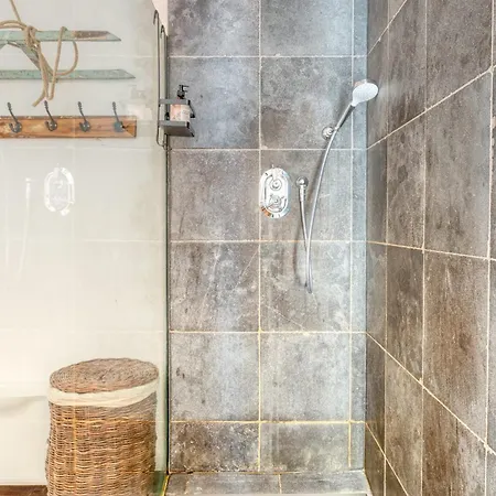 Charming Cityhome In The Heart Of Feriehus